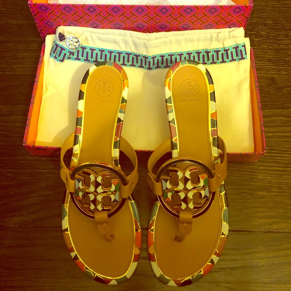 NIB Tory Burch Enamel Miller Sandal